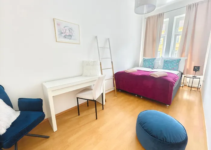 Apartment The Rose - Near Schoenbrunn Palace Vienna